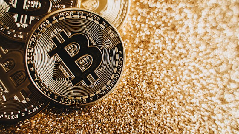 Peter Brandt Memprediksi Bitcoin Bisa Menjadi Standar Emas Baru